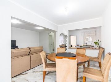 Casa de 3 quartos, Curitiba · Sobrado encantador no Bairro Alto | 3 dormitórios | Próximo à UniBrasil