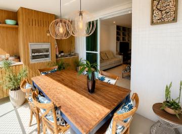 Apartamento de 3 quartos, Rio de Janeiro · Saint Martin | Apartamento Reformado com 3 Suítes com 120m² e Closet