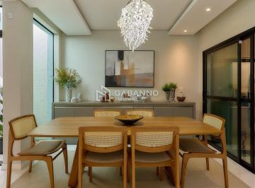 Casa · 238m² · 4 Quartos · 4 Vagas · Casa com 238,71m² construídos, 100% Mobiliada no C