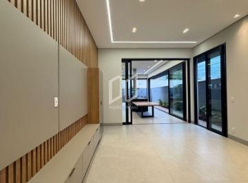 Casa · 208m² · 3 Quartos · 4 Vagas · Casa de Condomínio para venda em Horto de 208.00m² com 3 Quartos, 3 Suites e 4 Garagens