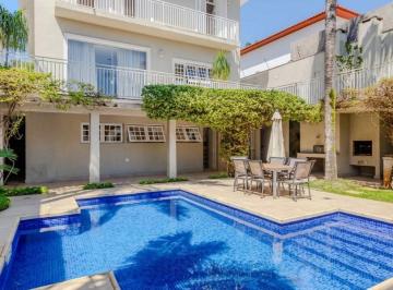a4dbf0c8-5e96-4697-8f01-f186036ee074 · Imperdível casa para venda em Pacaembu com 3 quartos, sendo 3 suítes, 350m²