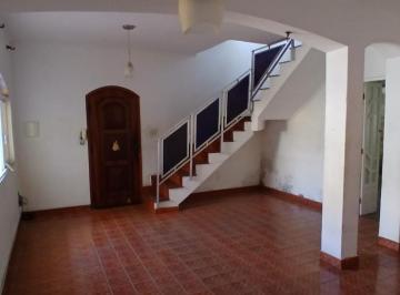 a8dd48fd-f9b6-42c7-ac89-04358b681ec8 · Elegante casa de vila para venda em Vila Romano com 4 quartos, sendo 1 suíte, 190m²