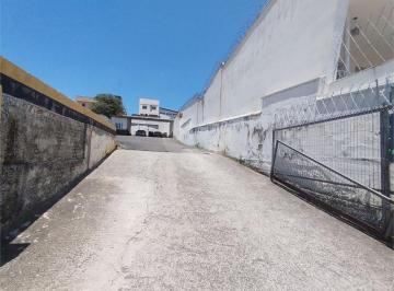 Terreno · 140m² · 1 Quarto · 30 Vagas · Terreno para venda em Centro de 140.00m² com 1 Quarto, 1 Suite e 30 Garagens