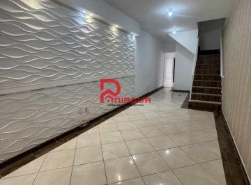 Casa · 145m² · 2 Quartos · 2 Vagas · Sobrado para venda em Boqueirão de 145.00m² com 2 Quartos, 1 Suite e 2 Garagens