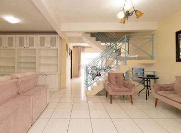 Casa · 126m² · 3 Quartos · 2 Vagas · Sobrado com 3 dormitórios para alugar em Sa