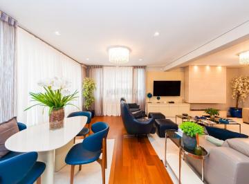 Casa · 650m² · 3 Quartos · 8 Vagas · Casa Mobiliada com 3 Suítes – Vista A