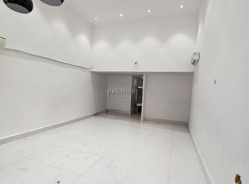 Comercial · 70m² · Loja Comercial em Ponto Estratégico no Expr