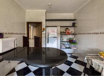 Casa · 140m² · 3 Quartos · 4 Vagas · Casa residencial com 03 quartos, sendo 01 suite, para vender, 160 m² por R$ 610.000,0 - Vida  Nova I