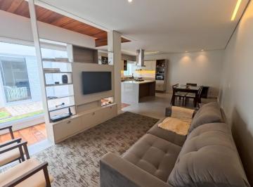 b0a8ef96-27f5-45b2-b80b-48cbfd846826 · Atraente casa para venda em Jardim Alvorada com 2 quartos, sendo 2 suítes, 131m²
