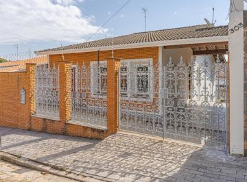 993ae7b5-e3ab-4701-83dd-16453155b481 · Espetacular casa para venda em Vila Mutton com 3 quartos, sendo 1 suíte, 222m²