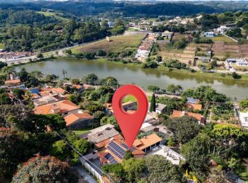 d30c02a1-b658-4802-a487-359aa3959482 · Deslumbrante casa de vila para venda em Loteamento Vale Azul I com 4 quartos, sendo 1 suíte, 369m²