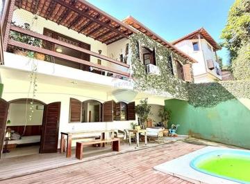 Casa · 252m² · 3 Quartos · 2 Vagas · Casa para venda em Jardim Botânico de 252.00m² com 3 Quartos, 2 Suites e 2 Garagens