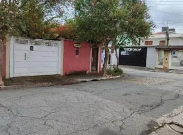 Casa · 120m² · 3 Quartos · 5 Vagas · Casa Térrea de Esquina com 273m² Próximo à Avenida Guapira