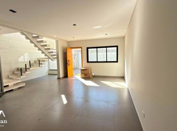 Casa · 150m² · 3 Quartos · 3 Vagas · Sobrado à Venda no Horto | 3 Suítes, 3 Vagas, Espaço Gourmet