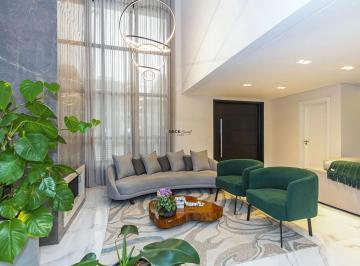 Casa · 356m² · 3 Quartos · 3 Vagas · Luxuosa casa em Condomínio Clube, 3 Suítes, 3 vagas de garagem cobertas, totalmente mobiliada no Ba