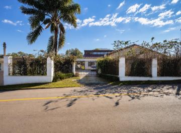 202607291353513604.png · Casa para Venda em Curitiba, Santa Felicidade, 4 dormitórios, 1 suíte, 4 banheiros, 6 vagas