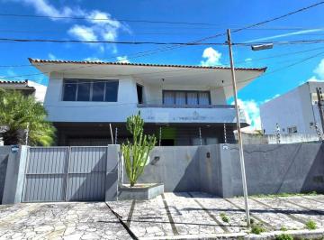 Comercial · 450m² · Excelente imóvel comercial para locação na Farolândia!