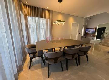 Casa · 200m² · 3 Quartos · 4 Vagas · CASA SOBRADO COM 03 SUÍTES À VENDA NO CONDOMÍNIO BRISAS DO LAGO - JUNDIAÍ/SP
