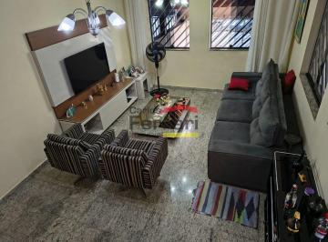 Casa · 118m² · 3 Quartos · 2 Vagas · O Sobrado que Você Procurava Acaba de Chegar ao Mercado!