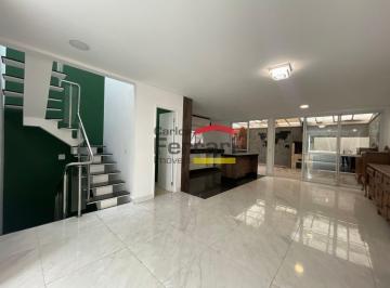 Casa · 224m² · 3 Quartos · 4 Vagas · Sobrado em Condominio Fechado, 3 suítes , lazer completo.