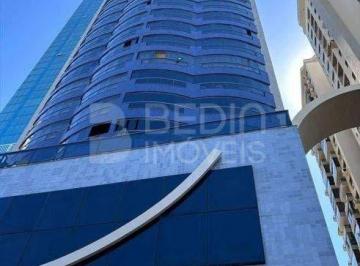 Apartamento · 190m² · 3 Quartos · 3 Vagas · Real Park Apartamento 03 Dormitórios à Venda Frente Mar