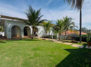 Casa · 212m² · 3 Quartos · 5 Vagas · Casa com 212m², 3 quartos, sendo 1 suíte, na Vila Jones em Americana/SP