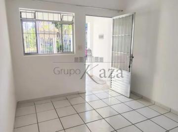 Casa · 90m² · 1 Quarto · Oportunidade - Casa - Centro - Jacareí - 1 Dormitório - 70m².