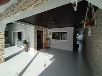 Casa · 219m² · 3 Quartos · 6 Vagas · Raridade! Casa térrea com 3 quartos (1 suíte), e amplo terreno em Pinhais!