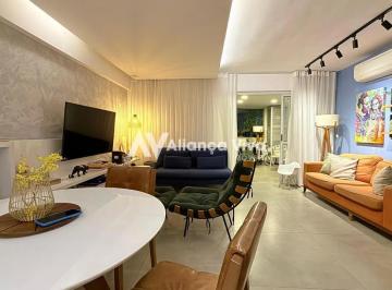 1354798.jpg · Apartamento Reformado em Andar Alto – 106m², 3 Quartos e Varanda  Quartier Carioca  Catete
