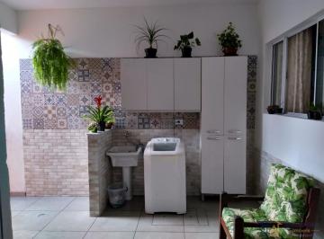 Imagem do Imóvel · Casa na região comercial no centro Ubatuba!
