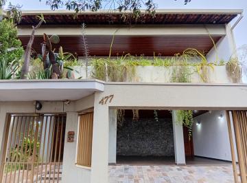 Casa de 3 quartos, Araraquara · Sobrado espaçoso