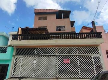 Casa · 260m² · 8 Quartos · 8 Vagas · Casa para renda no Bairro Taboão.