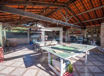 Casa · 231m² · 2 Quartos · 6 Vagas · Casa à Venda - Nossa Sra. do Carmo, 2 Quartos, 231 m² - Contagem