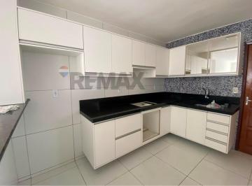 Casa · 86m² · 2 Quartos · 2 Vagas · Casa Mobiliada no Sport Clube Natal: Moderna e Bem Localizada!