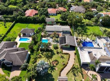 Casa · 477m² · 7 Quartos · 10 Vagas · Casa à venda no Condomínio City Castelo, em Itu - R$ 1.950.000,00