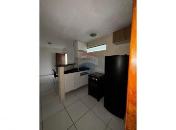 Apartamento · 50m² · 2 Quartos · Apto mobiliado, com 2 quartos, sendo 1 com suíte. Incluso: Gás, Água, internet, , em Capim macio.