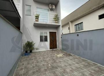 Casa · 84m² · 3 Quartos · CASA - ALUGUEL - RIO BRANCO