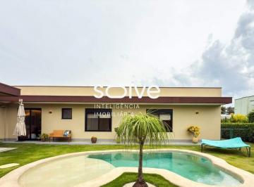 Casa · 310m² · 4 Quartos · 5 Vagas · Casa à venda em Cabreúva - , 4 quartos 310 m² por 6.600.000,00