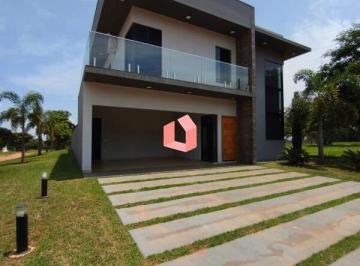 Casa · 216m² · 4 Quartos · 6 Vagas · Sobrado à venda, 4 quartos, 2 suítes, 6 vagas, Santa Bárbara Resort Residence - Águas de Santa Bárba
