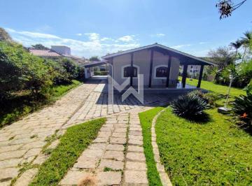 Casa · 228m² · 3 Quartos · 6 Vagas · Casa Térrea à Venda no Condomínio Vista Alegre Sede em Vinhedo/SP!!