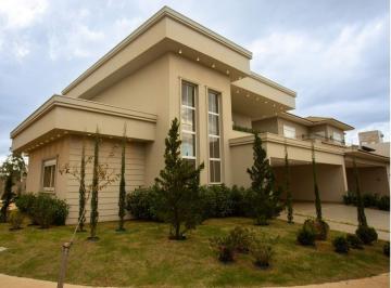Casa · 348m² · 4 Quartos · 4 Vagas · Sobrado no Residencial Damha III