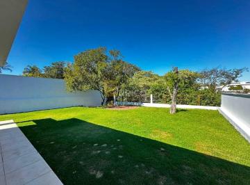 Casa · 250m² · 3 Quartos · 4 Vagas · Casa Térrea para Locação no Condomínio Terras de Vinhedo – Vinhedo/SP