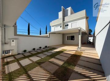 Casa · 170m² · 4 Quartos · 4 Vagas · casa para locação 6200 pacote