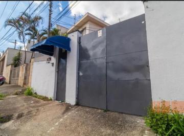 Casa · 200m² · 6 Quartos · Casa térrea para alugar com 200m² no Avelino