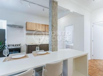 Apartamento · 75m² · 3 Quartos · Apartamento todo reformado com 75m para venda no Paraiso.