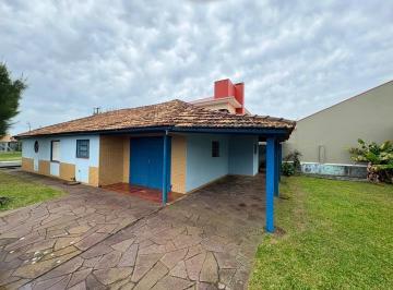 Casa · 168m² · 4 Quartos · 🏡 Excelente oportunidade no Balneário Albatroz – Imbé!