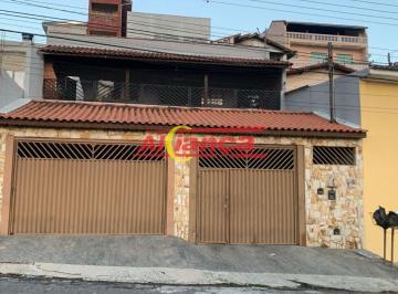Casa · 230m² · 4 Quartos · 3 Vagas · EXCELENTE OPORTUNIDADE EM ARUJÁ