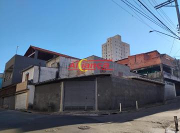 Casa · 61m² · 2 Quartos · 2 Vagas · Casa térrea com excelente localização