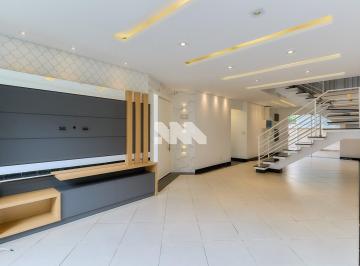 Casa · 268m² · 4 Quartos · 2 Vagas · Casa em condomínio fechado para locação!