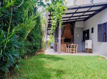 Casa · 145m² · 5 Quartos · 1 Vaga · Casa em Condomínio anual - 5 Dorms (2 Suítes) a poucos metros do mar!